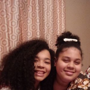 Meet your Posher, Toni